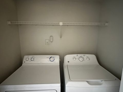 roommates in Durham Private Room in 2Bed.2Bath - cirtru.com