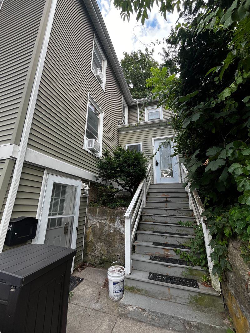 roommates in Brookline Private Room in 5Bed.3Bath - cirtru.com