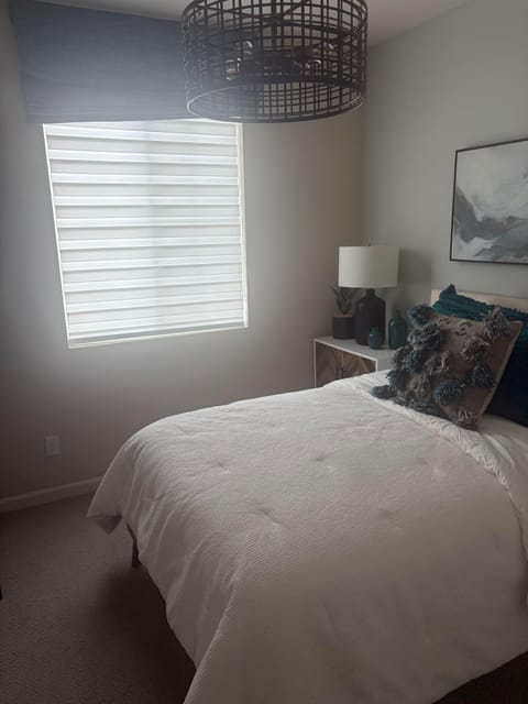 roommates in Undisclosed, Moreno Valley, CA 92551 Live in Moreno Valley (id. 45314) - cirtru.com