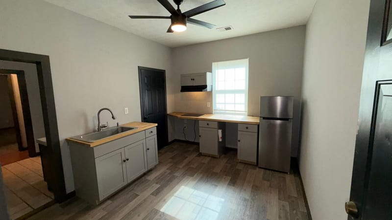 roommates in Undisclosed, Atlanta, GA 30314 Atlanta University Center Home - a few blocks from Ashby Marta train station. (id. 34738) - cirtru.com