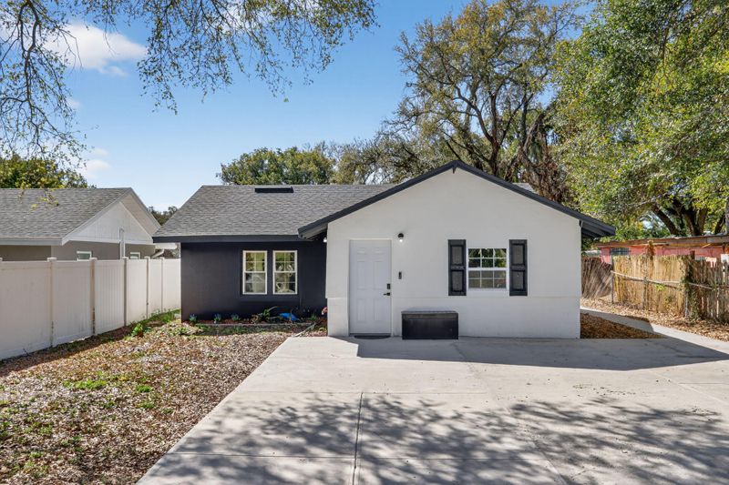 roommates in Undisclosed, Orlando, FL 32805 Central Orlando Living | Easy Commute Near DT Orlando | All Utilities & Wi-Fi Included (id. 30140) - cirtru.com