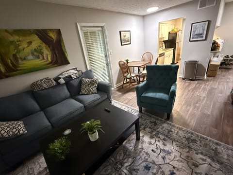 roommates in Peachtree Corners Private Room in 2Bed.2Bath - cirtru.com