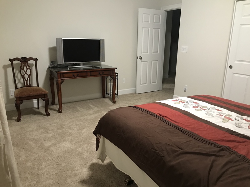 roommates in Manteca Private Room in 2Bed.2Bath - cirtru.com