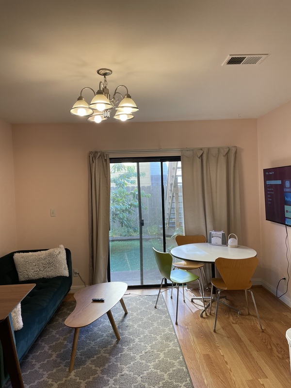Private Room in 3 Bed, 1 Bath