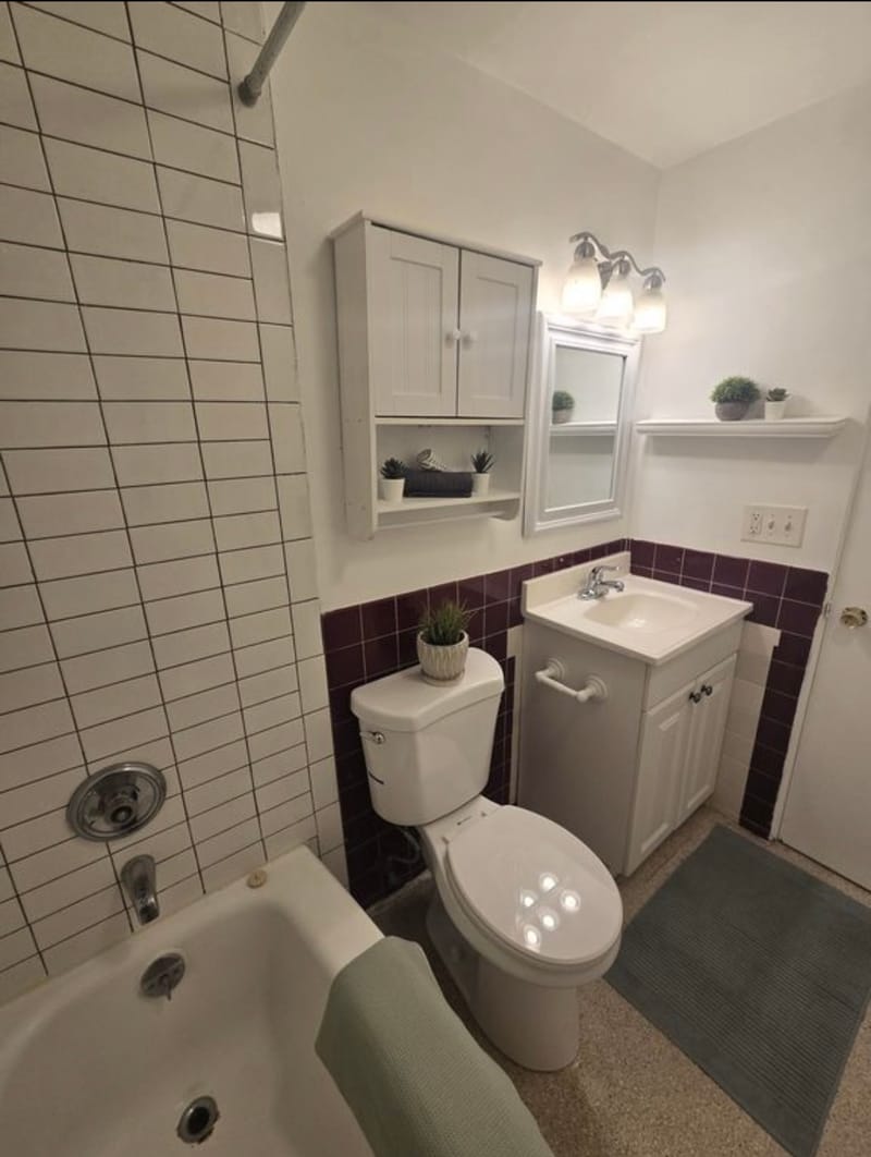 roommates in Seattle Entire Place 1Bed.1Bath - cirtru.com