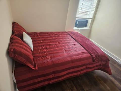Sandtown-Winchester Home, a 2 minute walk to transit stop Fulton Ave & Baker St (id. 13809)