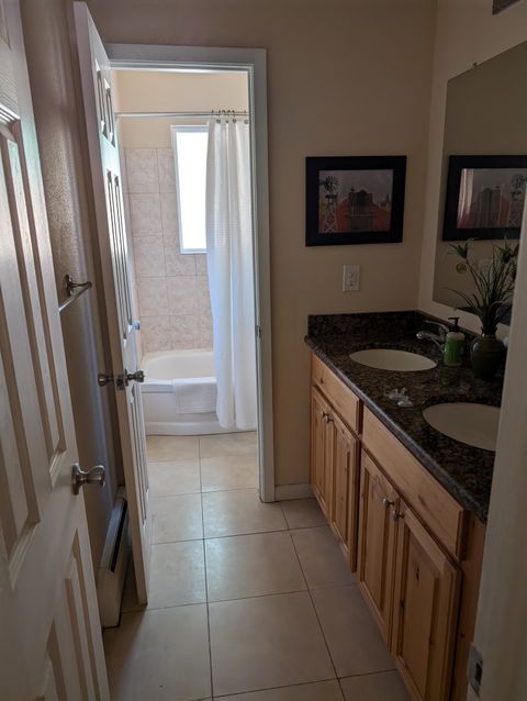 roommates in Littleton Private Room in 4Bed.2Bath - cirtru.com