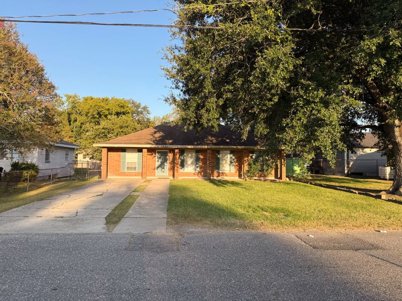 roommates in Undisclosed, New Orleans, LA 70114 West Bank shared living (id. 18870) - cirtru.com
