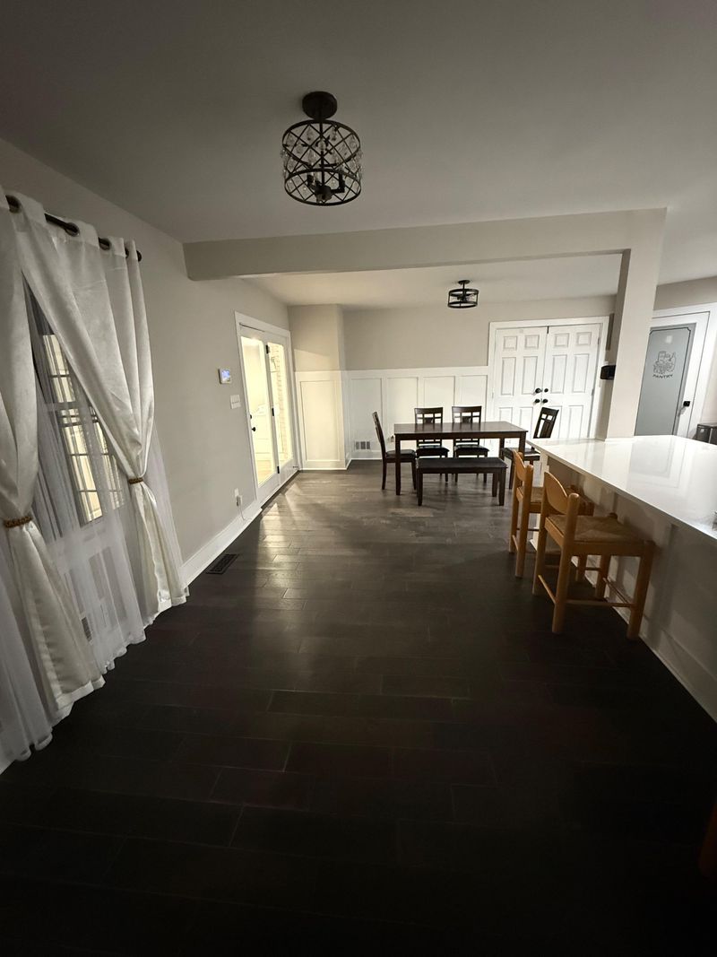 roommates in Undisclosed, Lilburn, GA 30047 Live in Lilburn, a 13 minute walk to transit stop US 78 at Gresham Circle (id. 18380) - cirtru.com