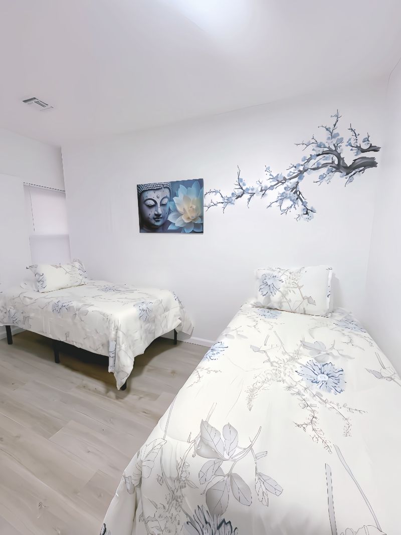 roommates in Newark Entire Place 2Bed.1Bath - cirtru.com