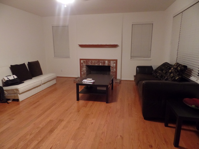 Spacious Room In large 3BR House