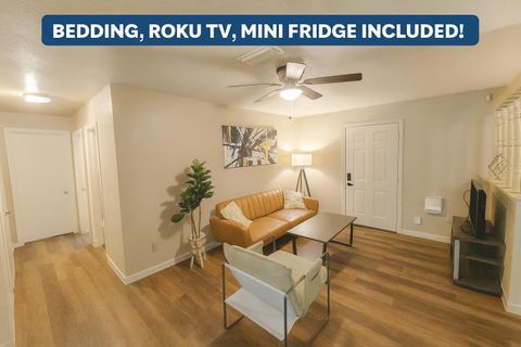 roommates in Undisclosed, Dallas, TX 75241 Oak Cliff gem! Close to bus line  with a spacious backyard , comfy bedding , mini-fridge, and Roku TV for relaxing nights. (id. 16910) - cirtru.com