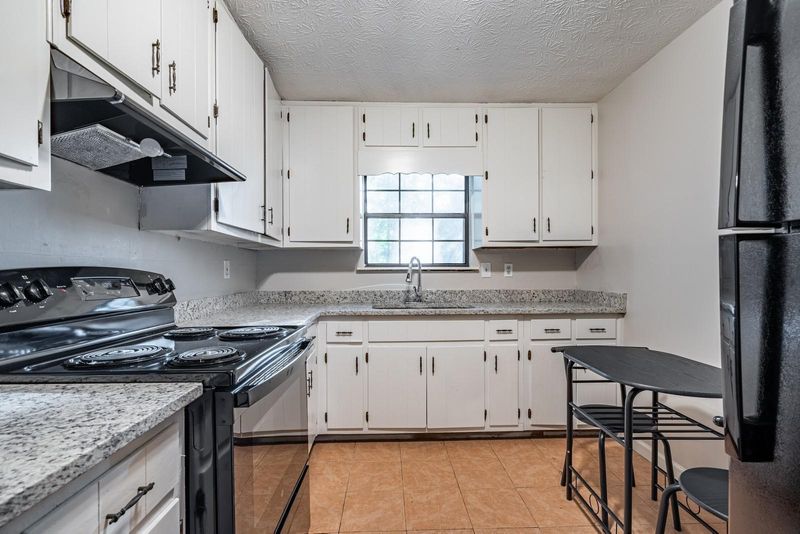 Charming Home in Decatur, Ready to Move in (id. 9744)