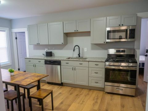Newhallville Home (id. 32884)