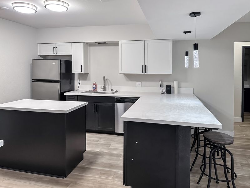 Las Vegas House with Dining area. Newly-renovated & beautiful (id. 2761)
