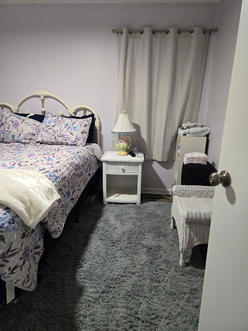 roommates in Lyndon Private Room in 3Bed.1Bath - cirtru.com