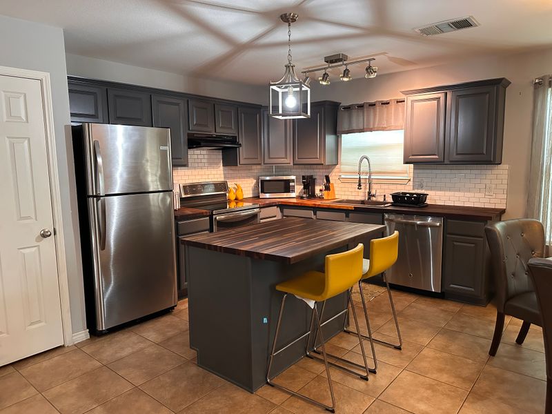 roommates in Dallas Entire Place 3Bed.2Bath - cirtru.com