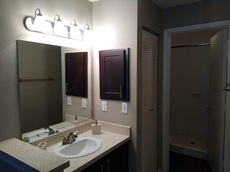 roommates in Davie Private Room in 2Bed.2Bath - cirtru.com