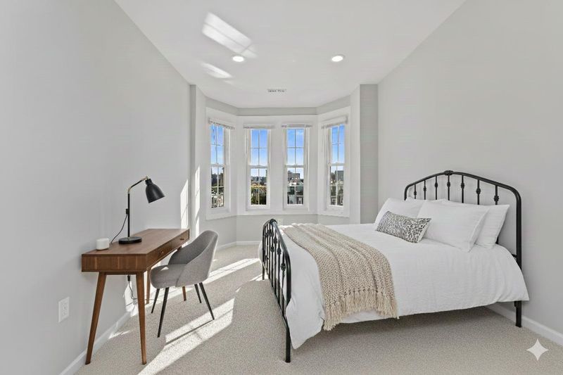 roommates in Undisclosed, Baltimore, MD 21217 The Dolphin House | Private Rooms & Modern Living (id. 24740) - cirtru.com