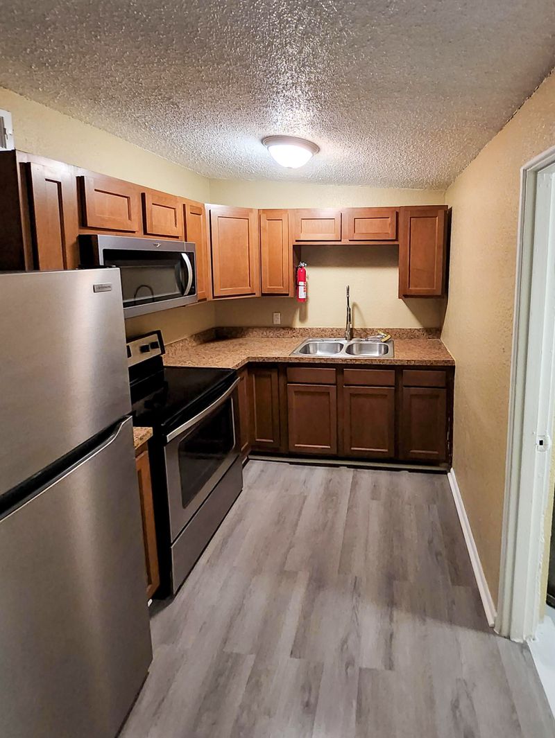 High-quality & comfortable Jacksonville House with Backyard (id. 5392)