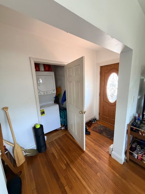 Private Room in 3Bed.1Bath