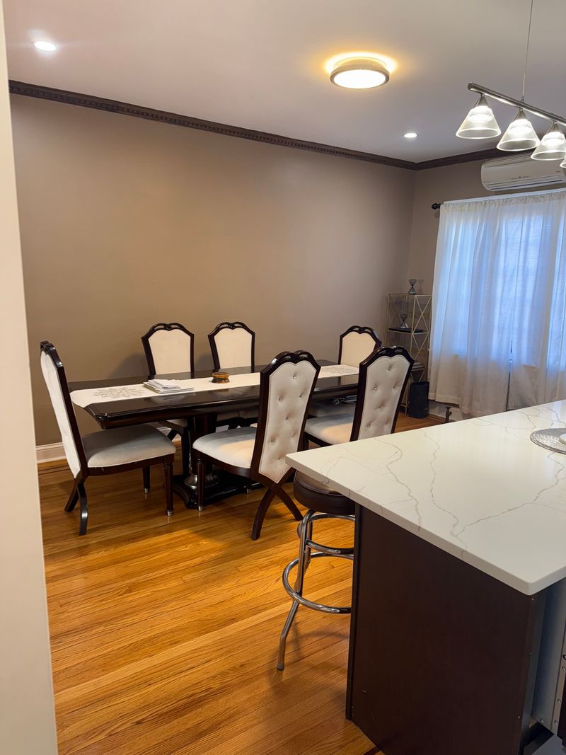 roommates in New York City Room3Bed.1Bath - cirtru.com