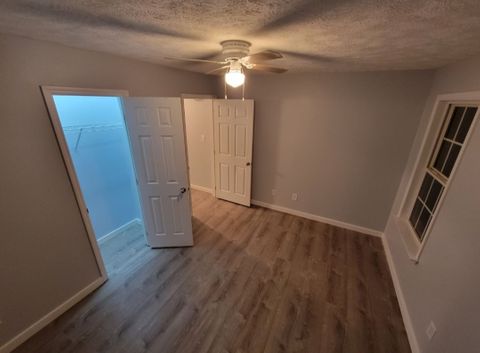 Private Room in 3Bed.2Bath