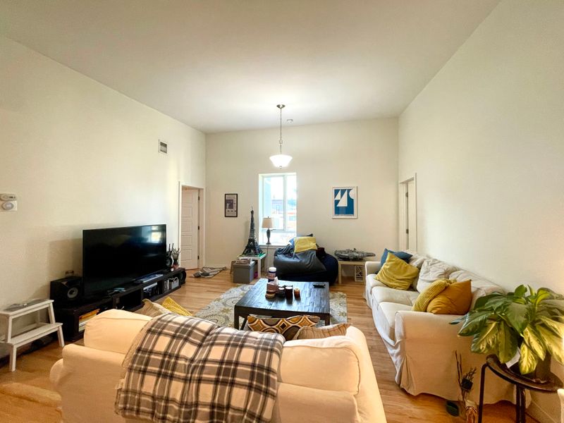 roommates in Cambridge Private Room in 3Bed.2Bath - cirtru.com