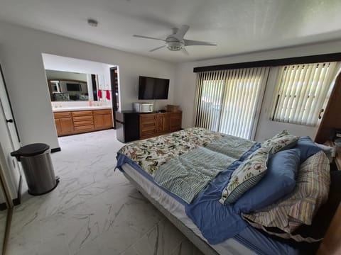 roommates in Canyon Lake Private Room in 3Bed.2Bath - cirtru.com