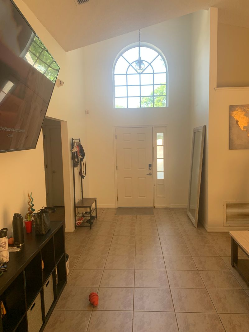 Private Room in 3Bed.2Bath