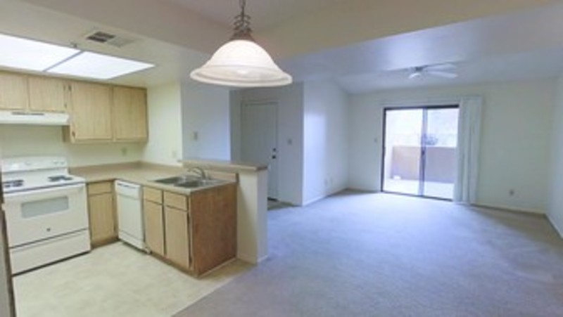Private Room in 2Bed.2Bath