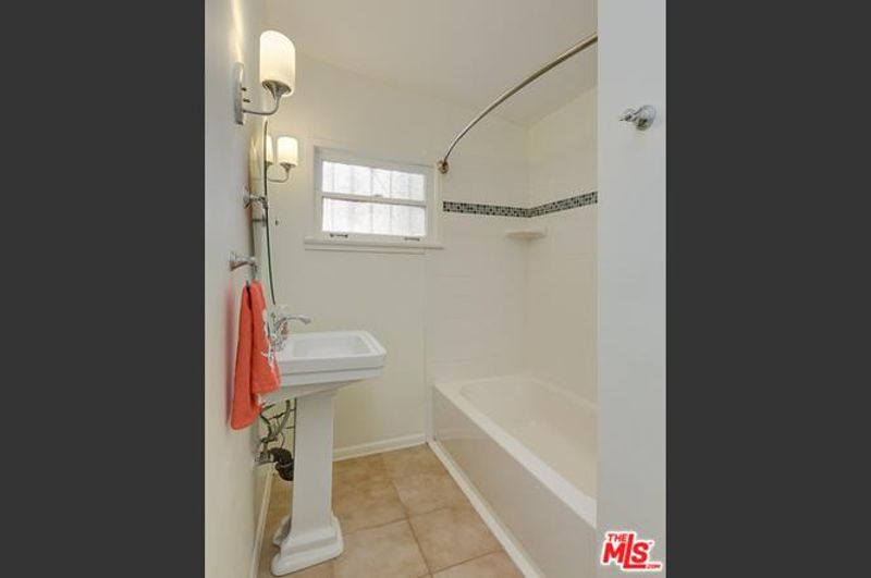 roommates in Los Angeles Entire Place 1Bed.1Bath - cirtru.com