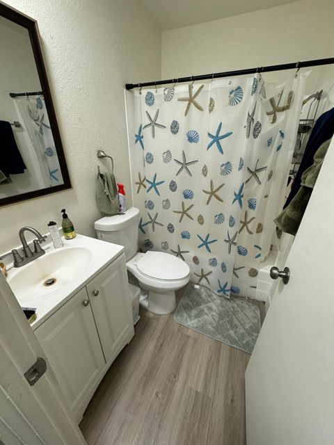 roommates in Los Angeles Private Room in 2Bed.1Bath - cirtru.com