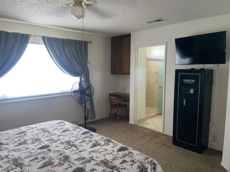 Private Room in 3Bed.2Bath
