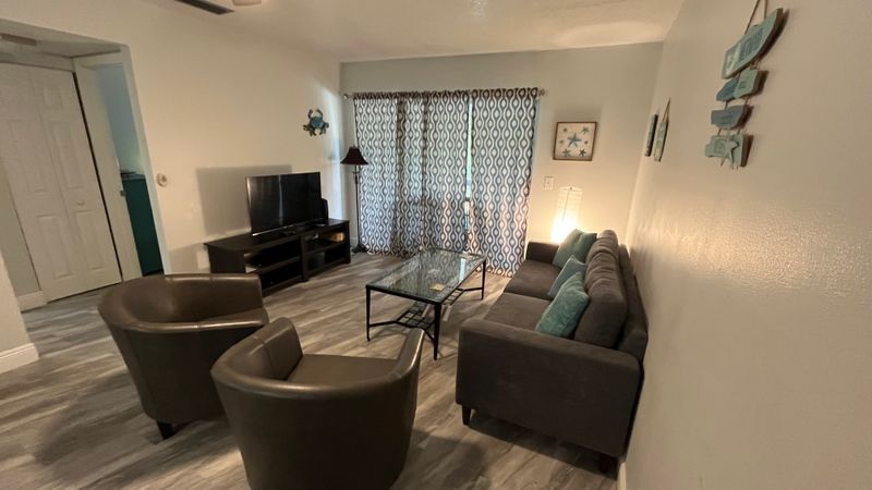 roommates in Tarpon Springs Entire Place 1Bed.1Bath - cirtru.com