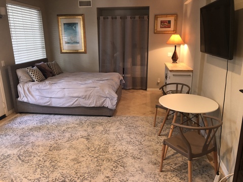 roommates in Carlsbad Private Room in 5Bed.3Bath - cirtru.com