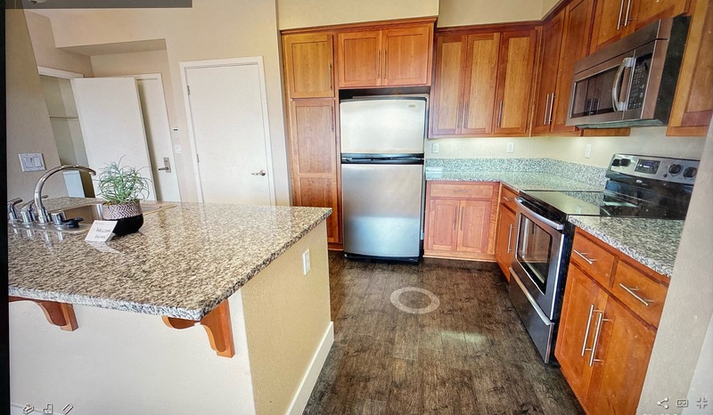 Private Room in 2Bed.2Bath