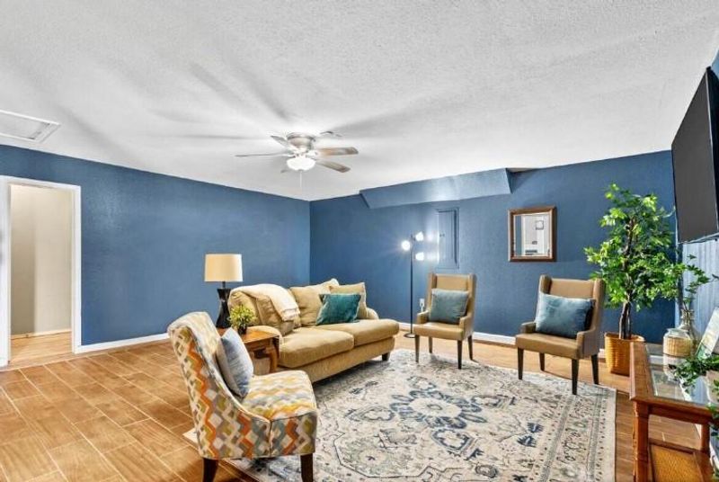 roommates in Undisclosed, Lancaster, TX 75134 Live in Lancaster (id. 14916) - cirtru.com