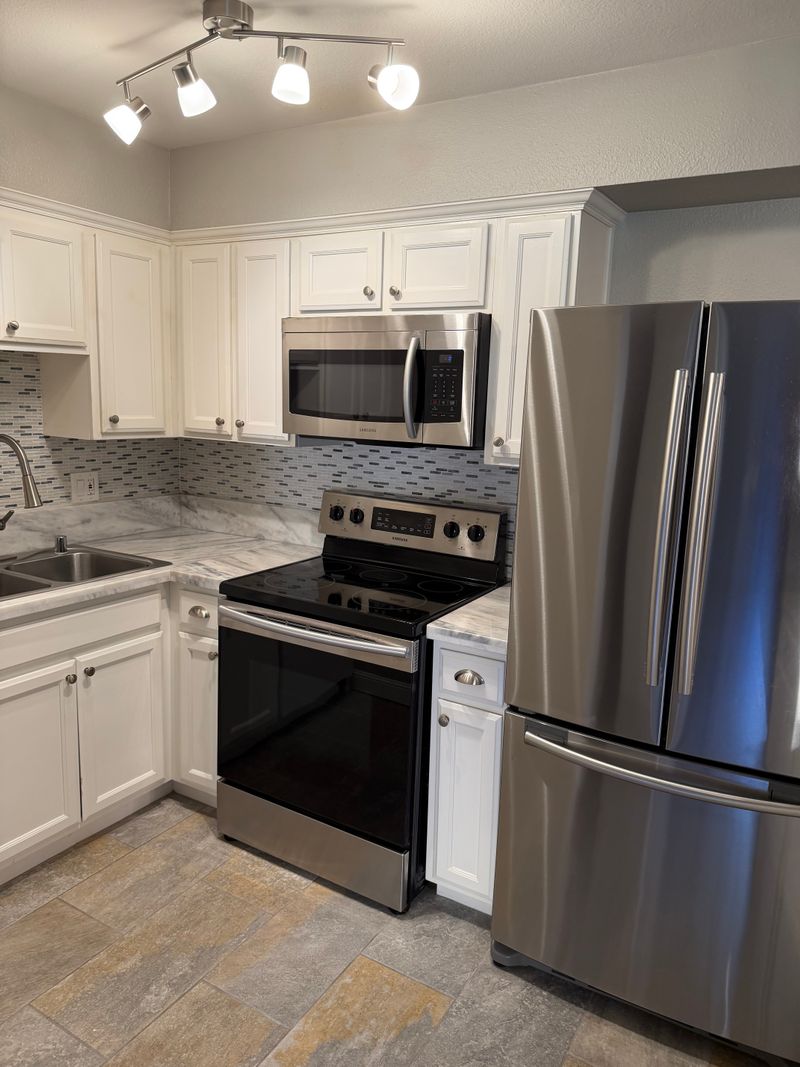 roommates in San Diego Entire Place 2Bed.2Bath - cirtru.com