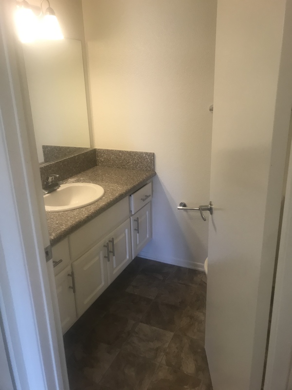 roommates in Moorpark Private Room in 2Bed.2Bath - cirtru.com