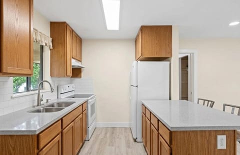 roommates in Undisclosed, Tallahassee, FL 32301 Inglewood Home (id. 47104) - cirtru.com