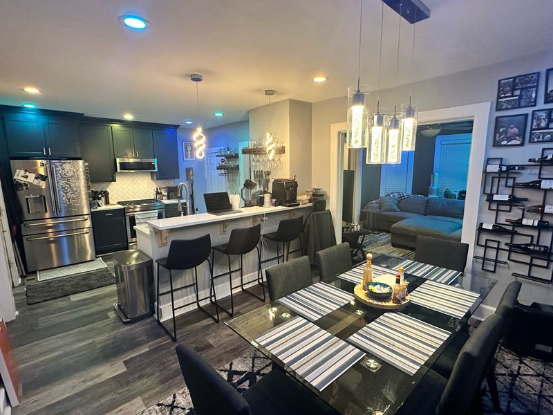 roommates in Enfield Private Room in 3Bed.1.5Bath - cirtru.com