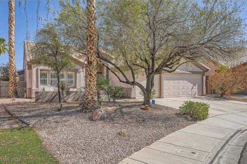roommates in Henderson Private Room in 2Bed.1Bath - cirtru.com