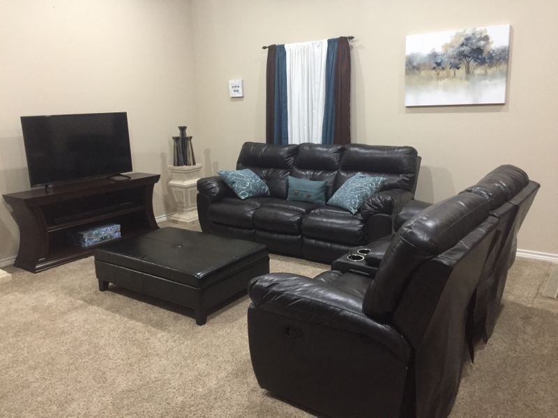 roommates in Early Private Room in 3Bed.2Bath - cirtru.com