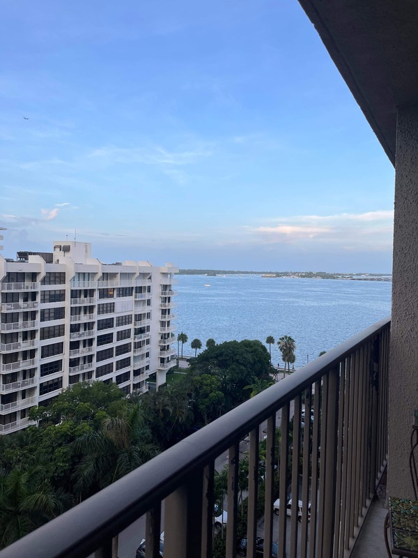 roommates in Miami Private Room in 2Bed.2Bath - cirtru.com