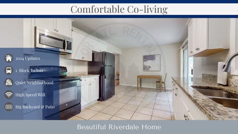 roommates in Undisclosed, Riverdale, GA 30274 Beautiful Riverdale House - punch locks, spacious, large yard, easy bus access, hardwood floors. 10 min to ATL Airport! (id. 1948) - cirtru.com