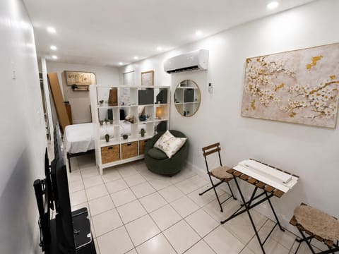 roommates in Undisclosed, Tampa, FL 33615 Cozy Private Studio Near Everything (id. 37843) - cirtru.com