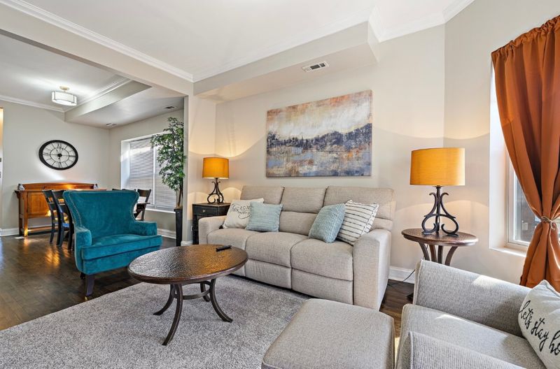 roommates in Chicago Entire Place 2Bed.1Bath - cirtru.com