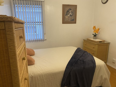 roommates in Los Angeles Spacious 2/1 off 10 Fwy & LaCienega - cirtru.com