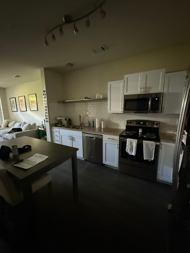 roommates in Durham Entire Place 1Bed.1Bath - cirtru.com